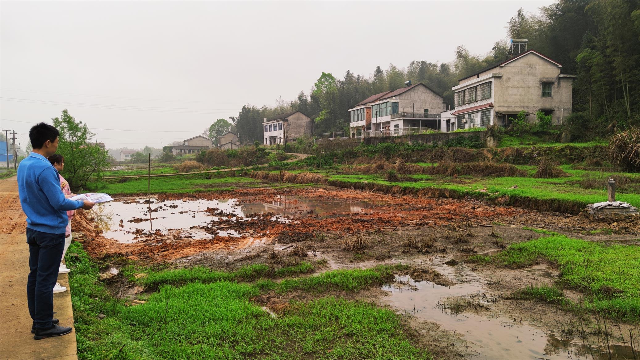 已整改的违法占地建房现场.jpg 已整改的违法占地建房现场.jpg