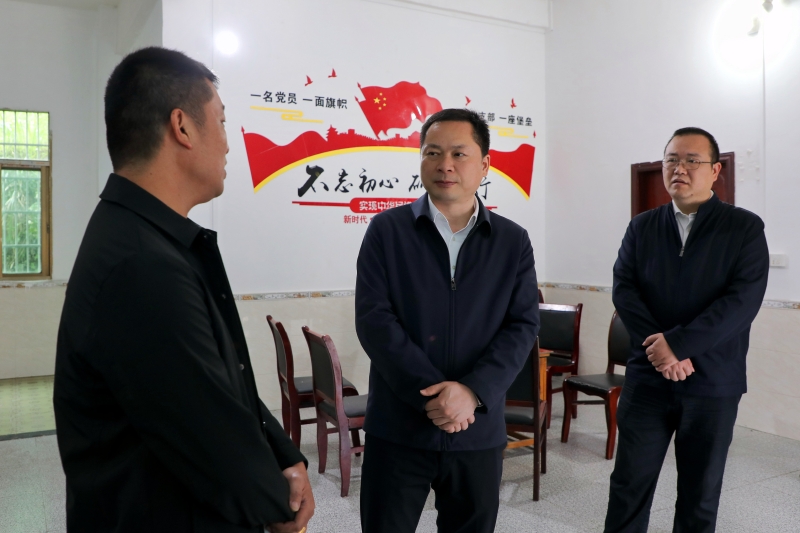 �ܵǸߵ���ľ�������